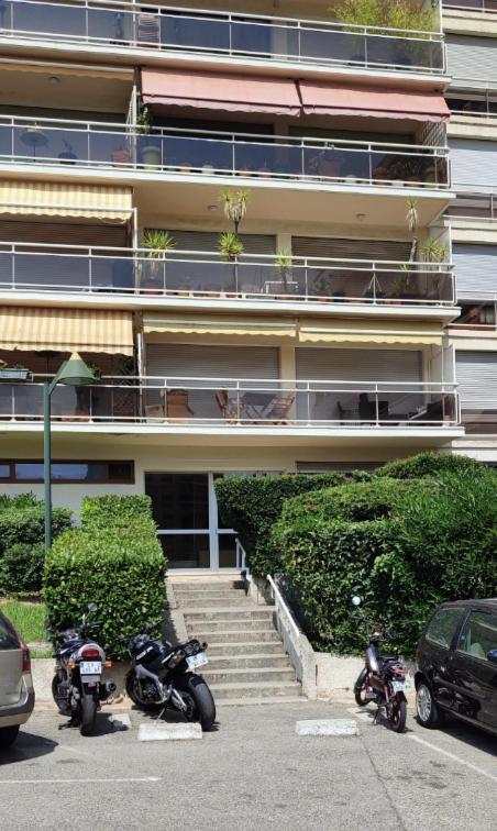 Grand T2 Lumineux Et Climatise Avec Balcon Aix-en-Provence Exterior photo