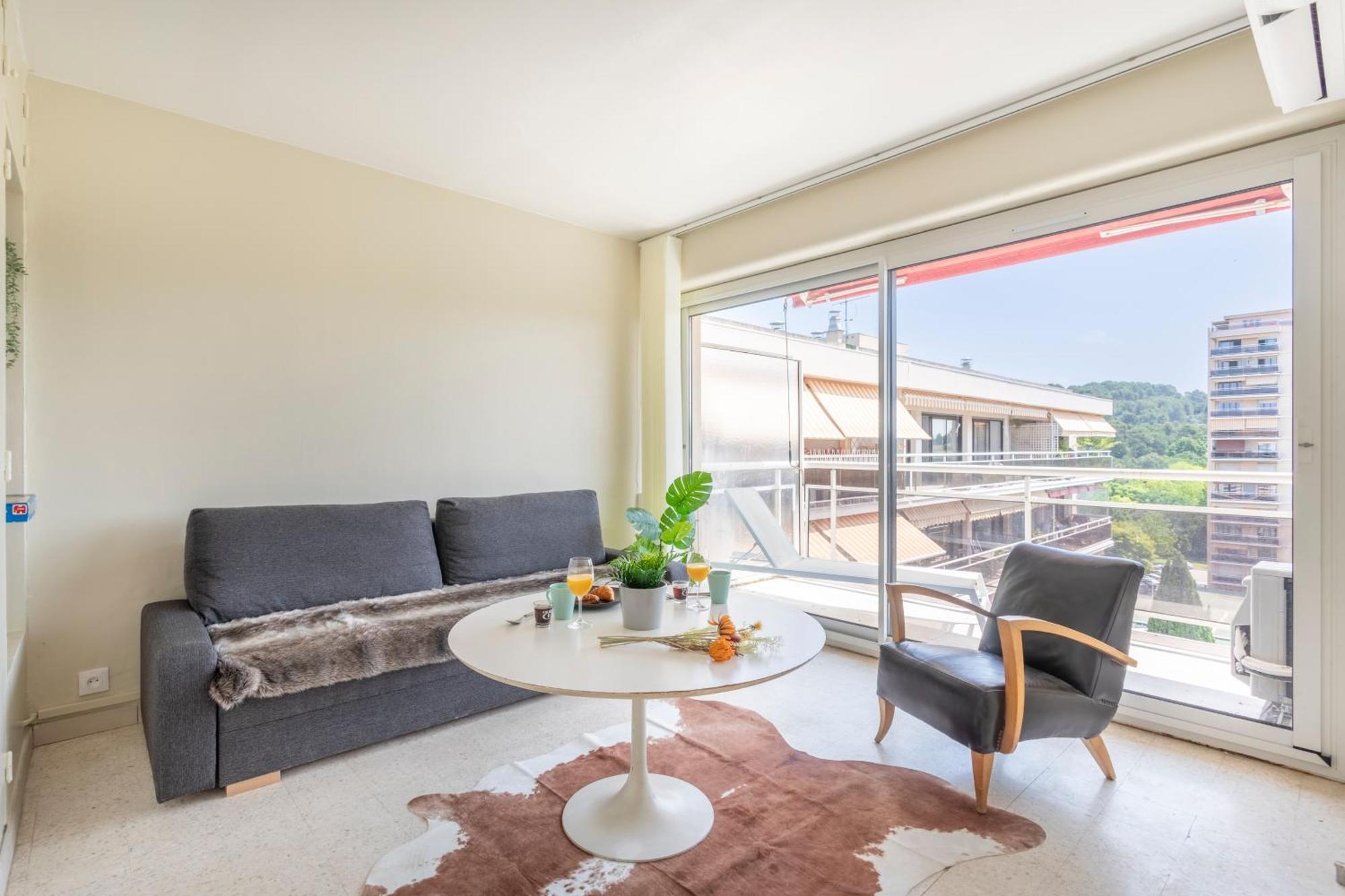 Grand T2 Lumineux Et Climatise Avec Balcon Aix-en-Provence Exterior photo